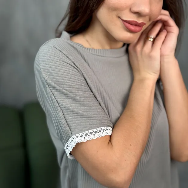  - 01