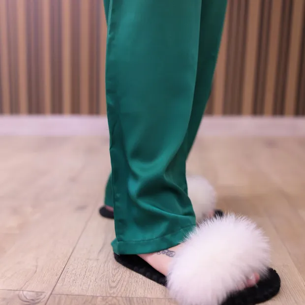  - 01